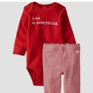 NWT Organic “Love is Everything” 2-piece set